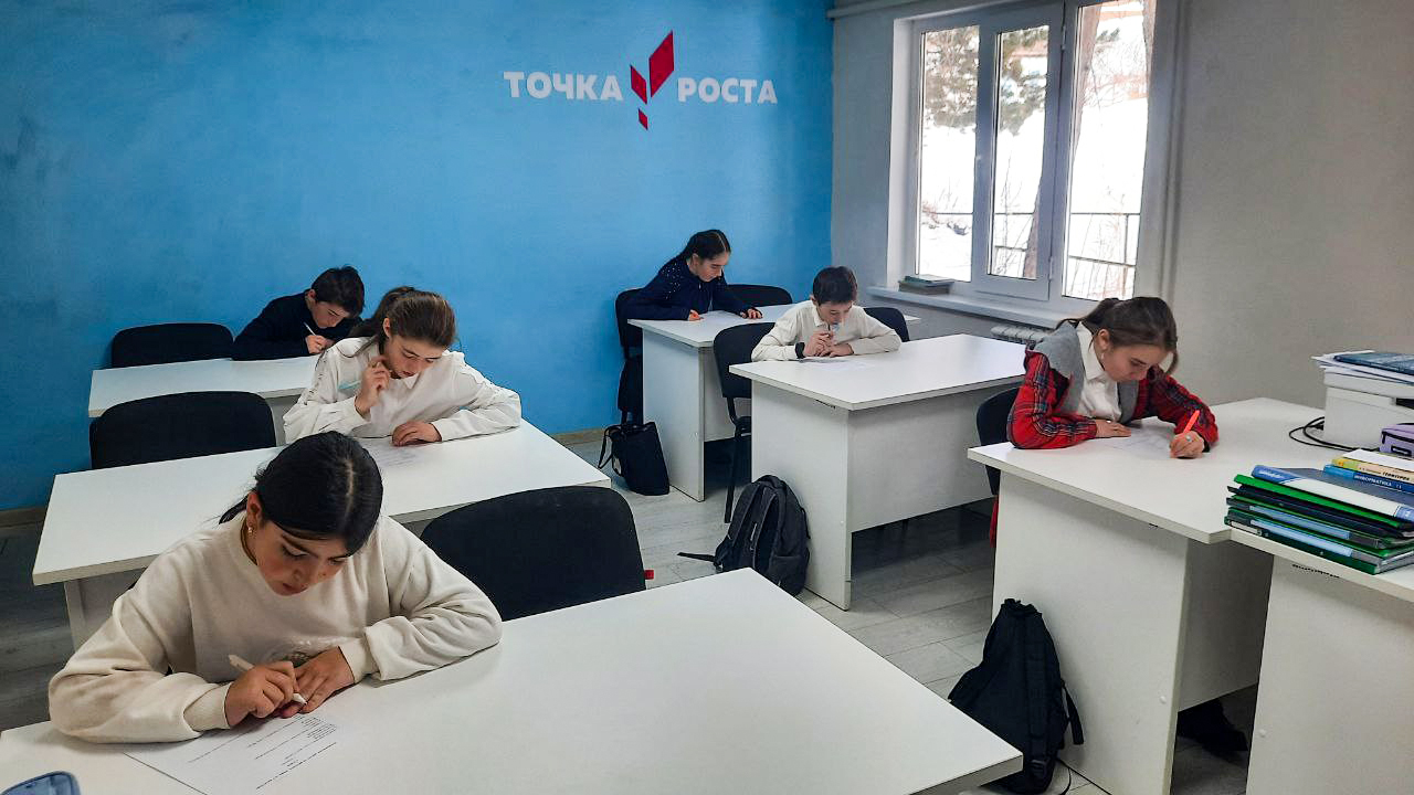 Контрольная работа по русскому языку в 6 классе за первое полугодие.
