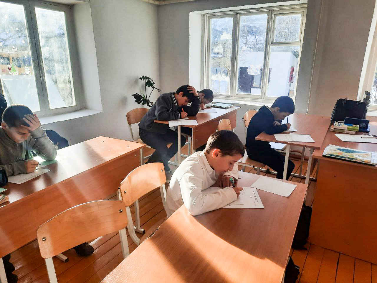 Контрольная работа по математике в 4 классе за первое полугодие.